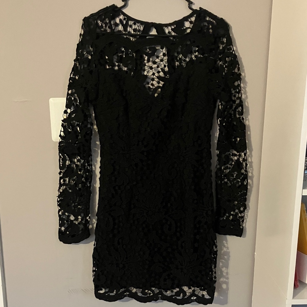 Ginger Rizz Elegant Black Lace Dress Size M